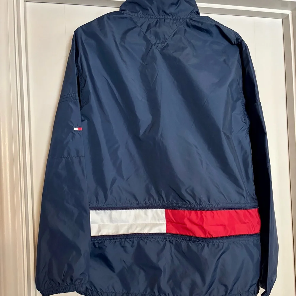 Tommy Hilfiger Vintage Zip Logo  Windbreaker Youth Size Large 10/12
